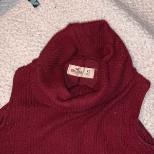 X-Small Hollister Ribbed Crop top w/open shoulders